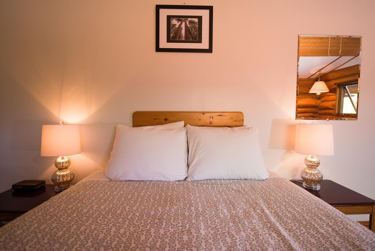 Cedar Haven Cabins And Resort Clearwater Ngoại thất bức ảnh