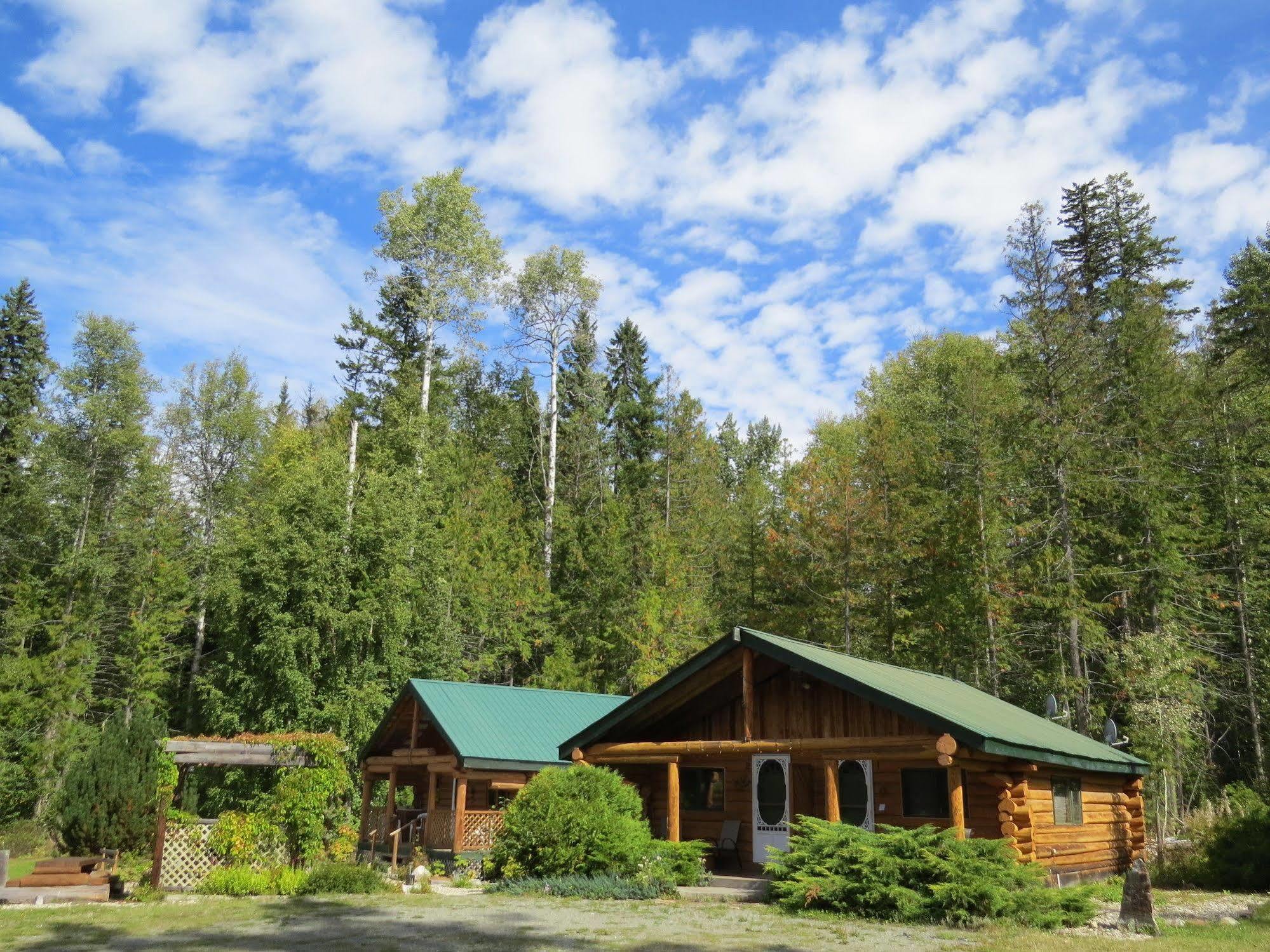 Cedar Haven Cabins And Resort Clearwater Ngoại thất bức ảnh